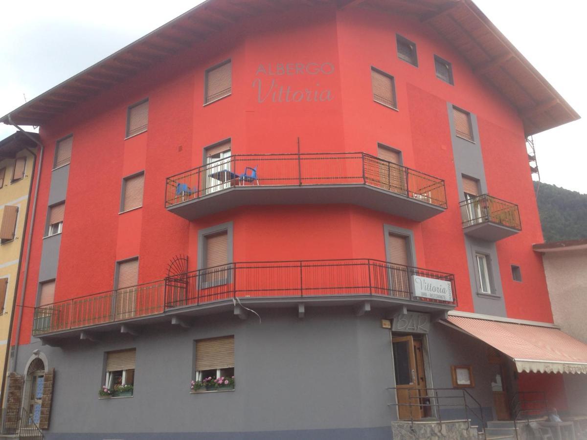 Tiarno di Sopra Albergo Vittoria מראה חיצוני תמונה